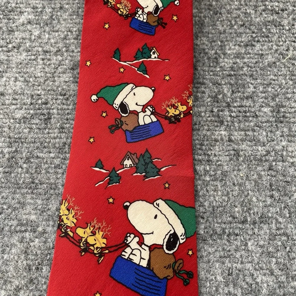 Peanuts Snoopy Christmas Silk Necktie Red Santa Holiday Woodstock Novelty